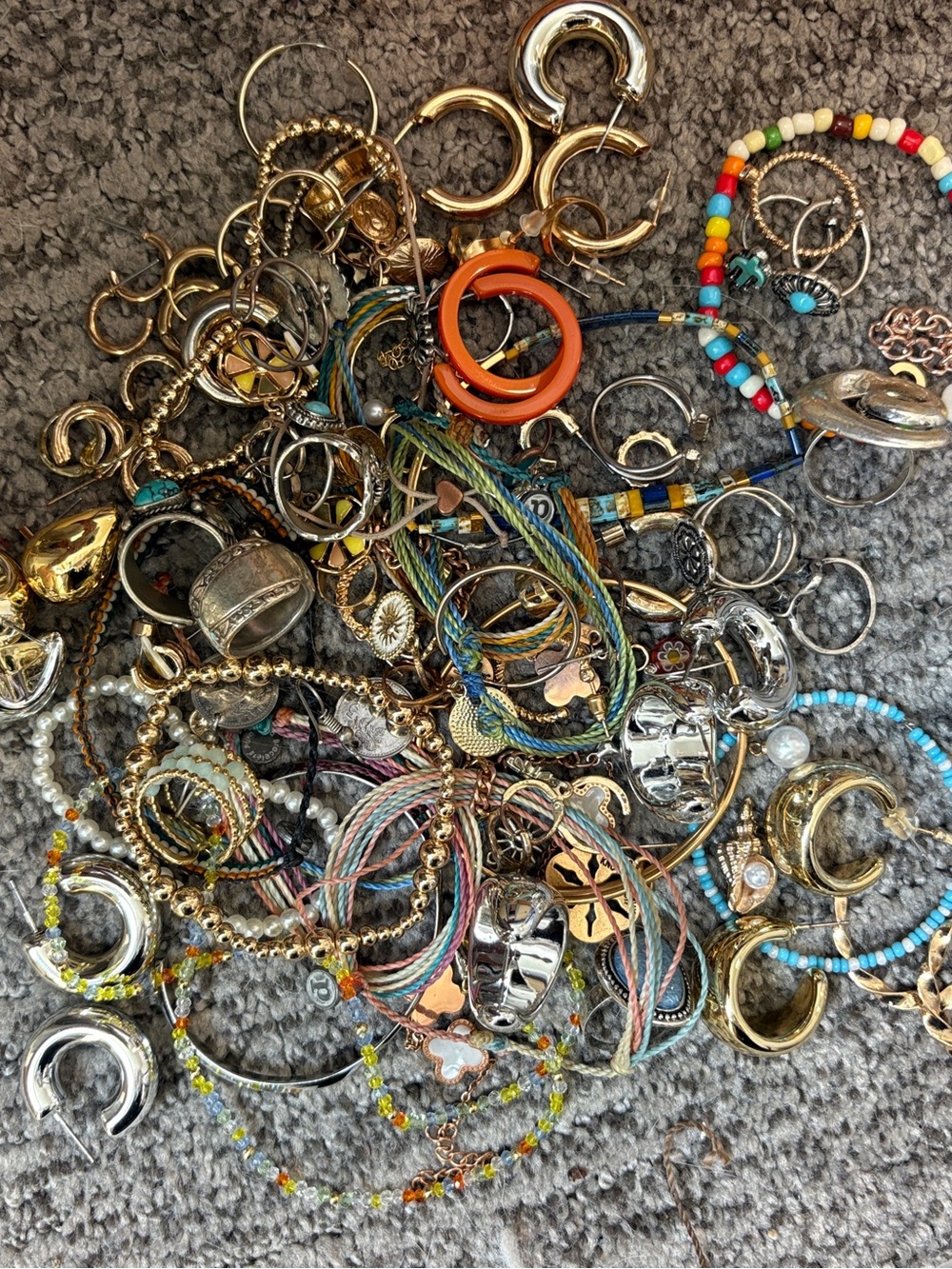 Huge jewelry haul!! I’m including even more than pictured.
